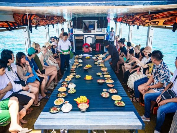 Nha Trang Funny Island Boat Trip