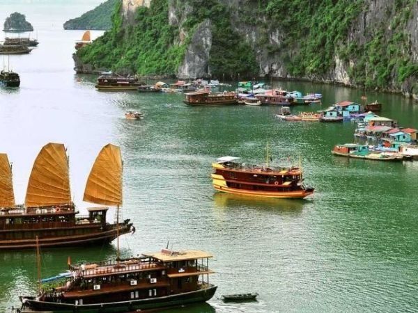 Halong Bay Shore Excursions Tour - Ảnh 1