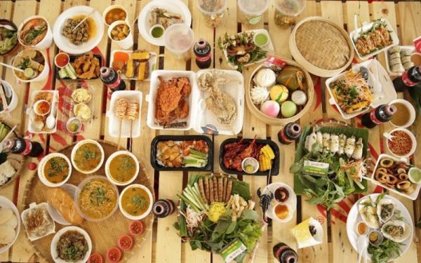 Onboard lunch