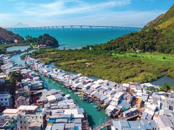 Private Tour Explore Tai O Fishing Village And Hong Kong Cable Car
