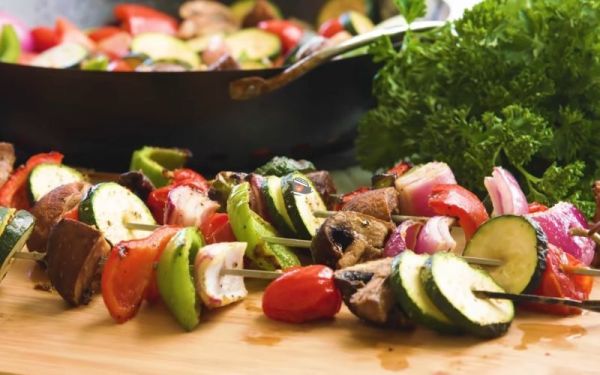 Custom menus cater to vegetarian and halal diets for an inclusive dining experience