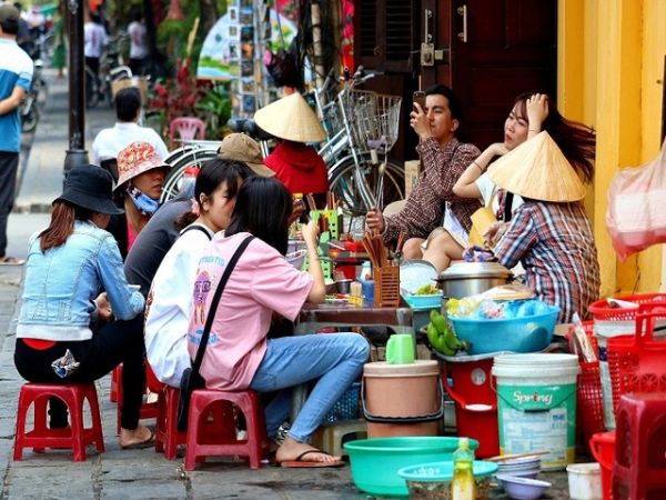 Hanoi Walking Tour Explore Street Food - Ảnh 3