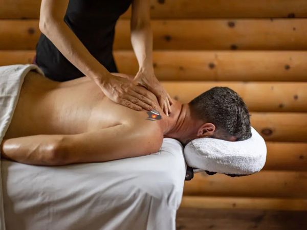 Neck And Shoulder Massage Nha Trang