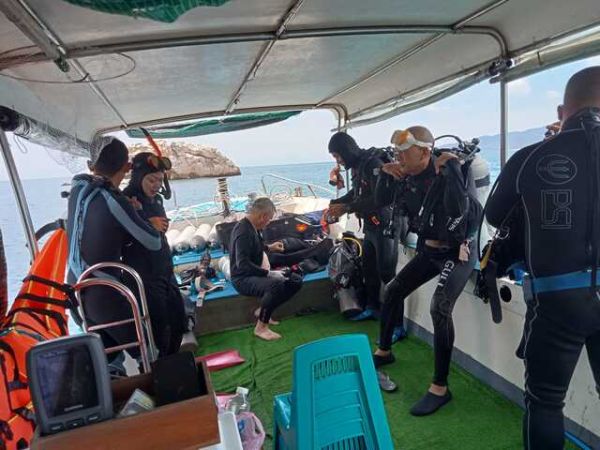 Advanced Open Water Diver Course Nha Trang - Ảnh 2