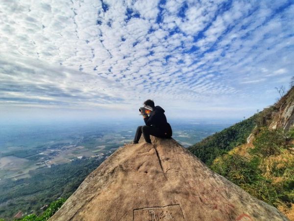 Private Trekking Tour At Nui Chua National Park And Vinh Hy Bay