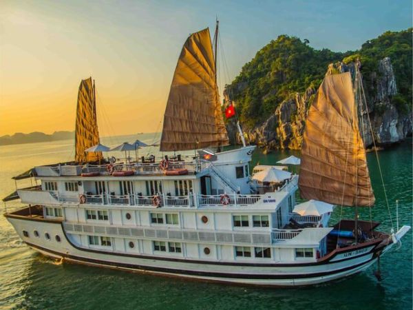 Best Halong Bay Cruise Tour Recommendation