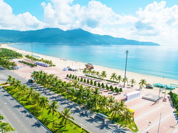 Free Entrance Beaches In Danang