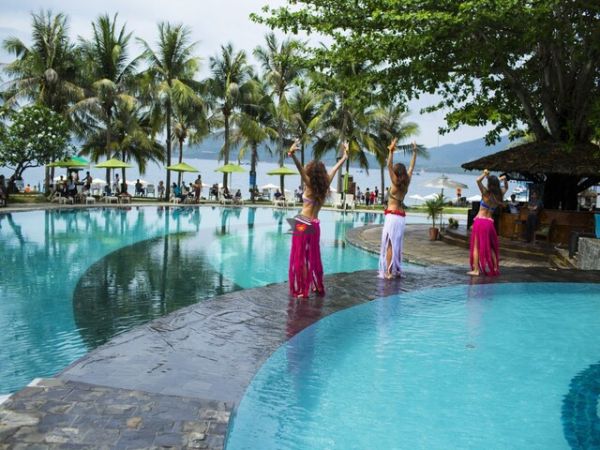 Full Day At Hon Tam Beach With Buffet Lunch