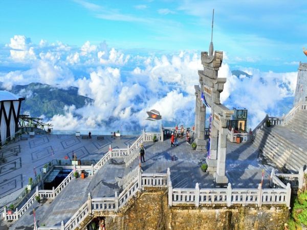 Fansipan Mountain Sapa Vietnam