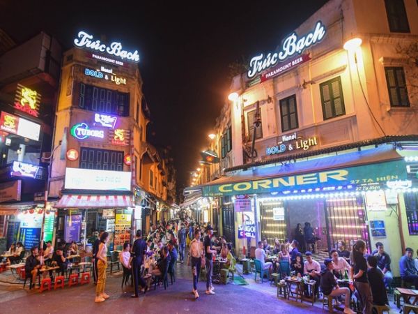 Ta Hien Street Hanoi