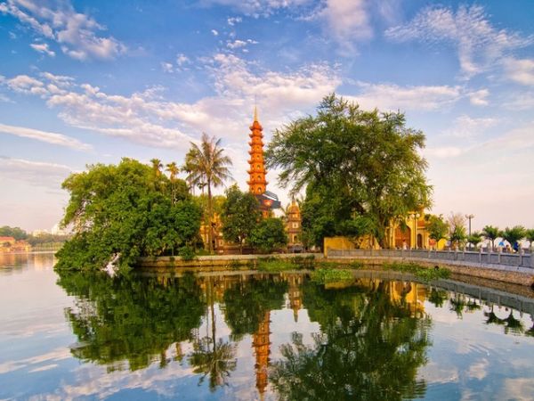 Tran Quoc Pagoda Hanoi