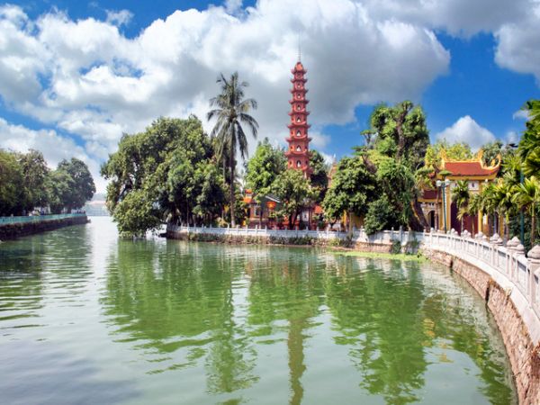 Tran Quoc Pagoda Hanoi