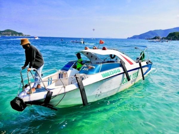 Nha Trang Island Diving Tour