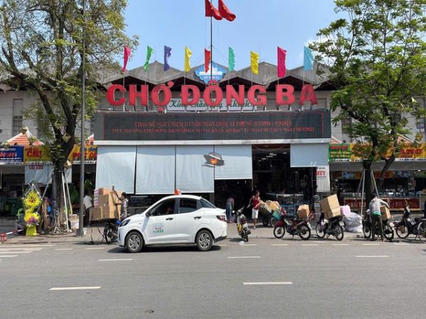 Pedicab Food Tour In Hue From Chan May Port - Ảnh 3