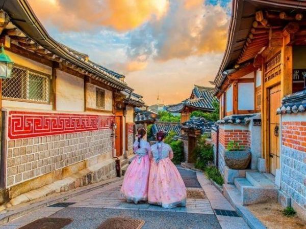 Bukchon Hanok Village